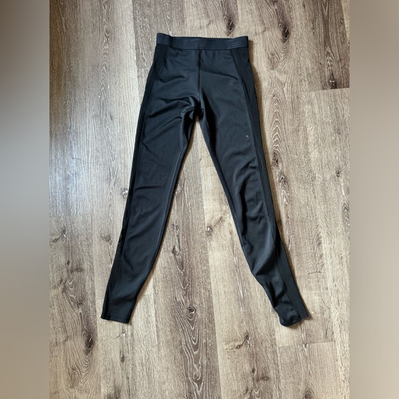 ALO Yoga Pants - Alo Yoga Sheet Side Panel Leggings